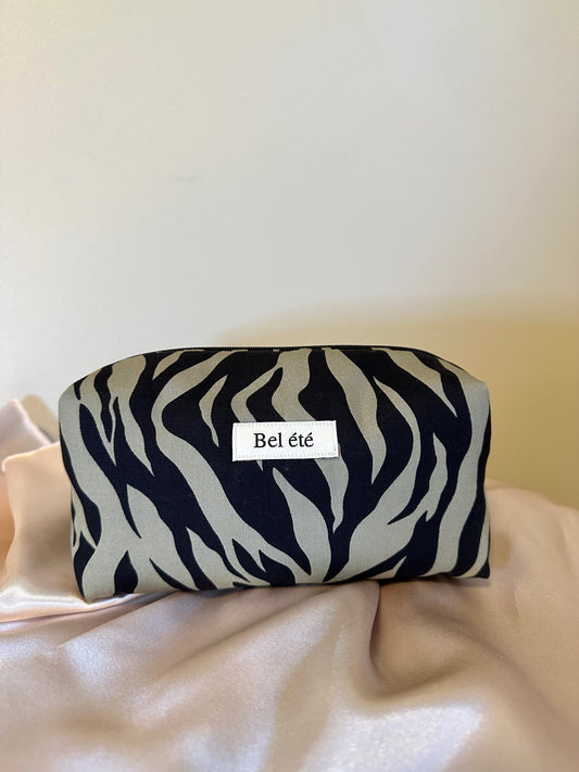 Caramel Box Pouch -Noir Safari