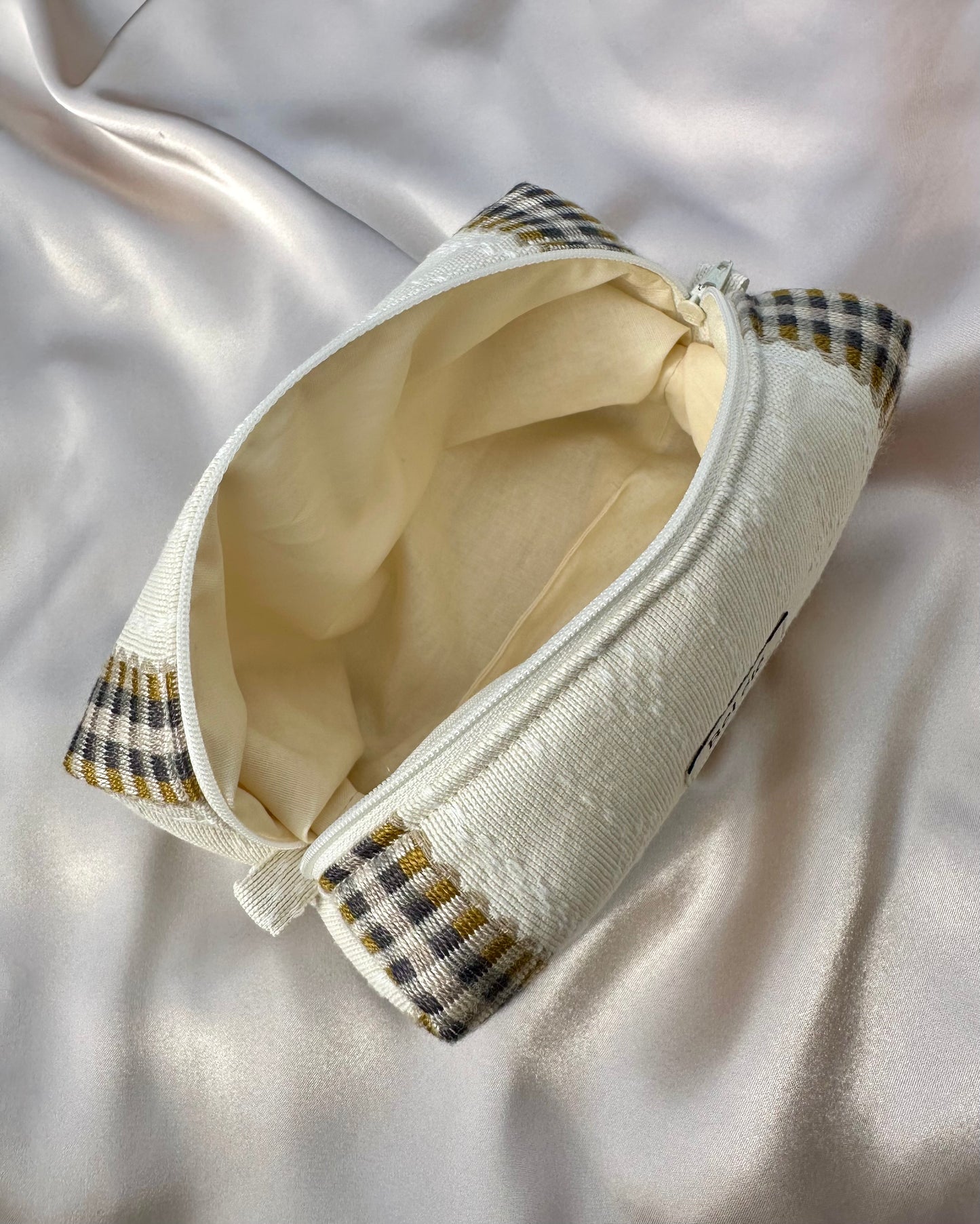 Caramel Box Pouch -vanilla