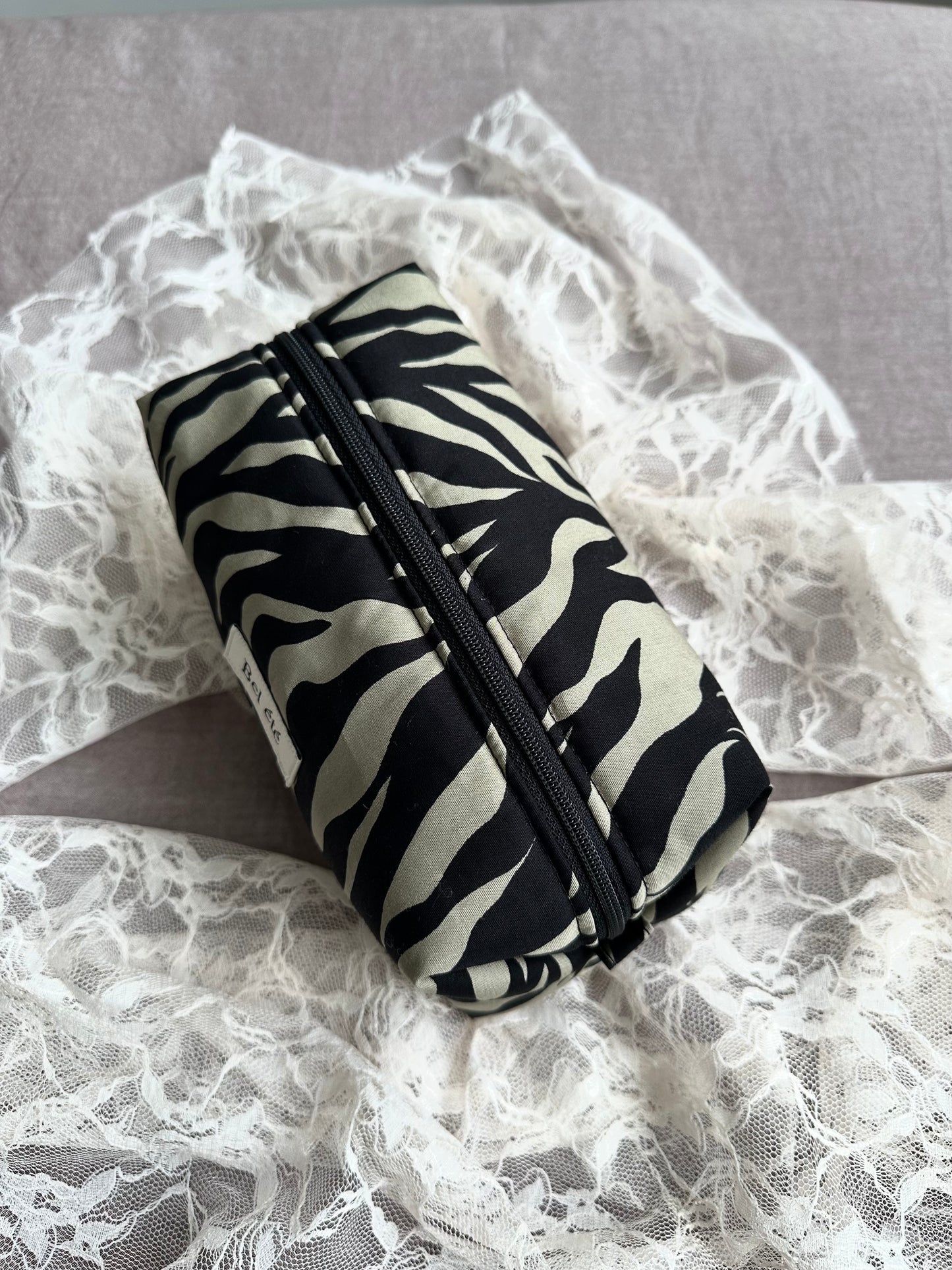 Bel Caramel Box -Noir Safari