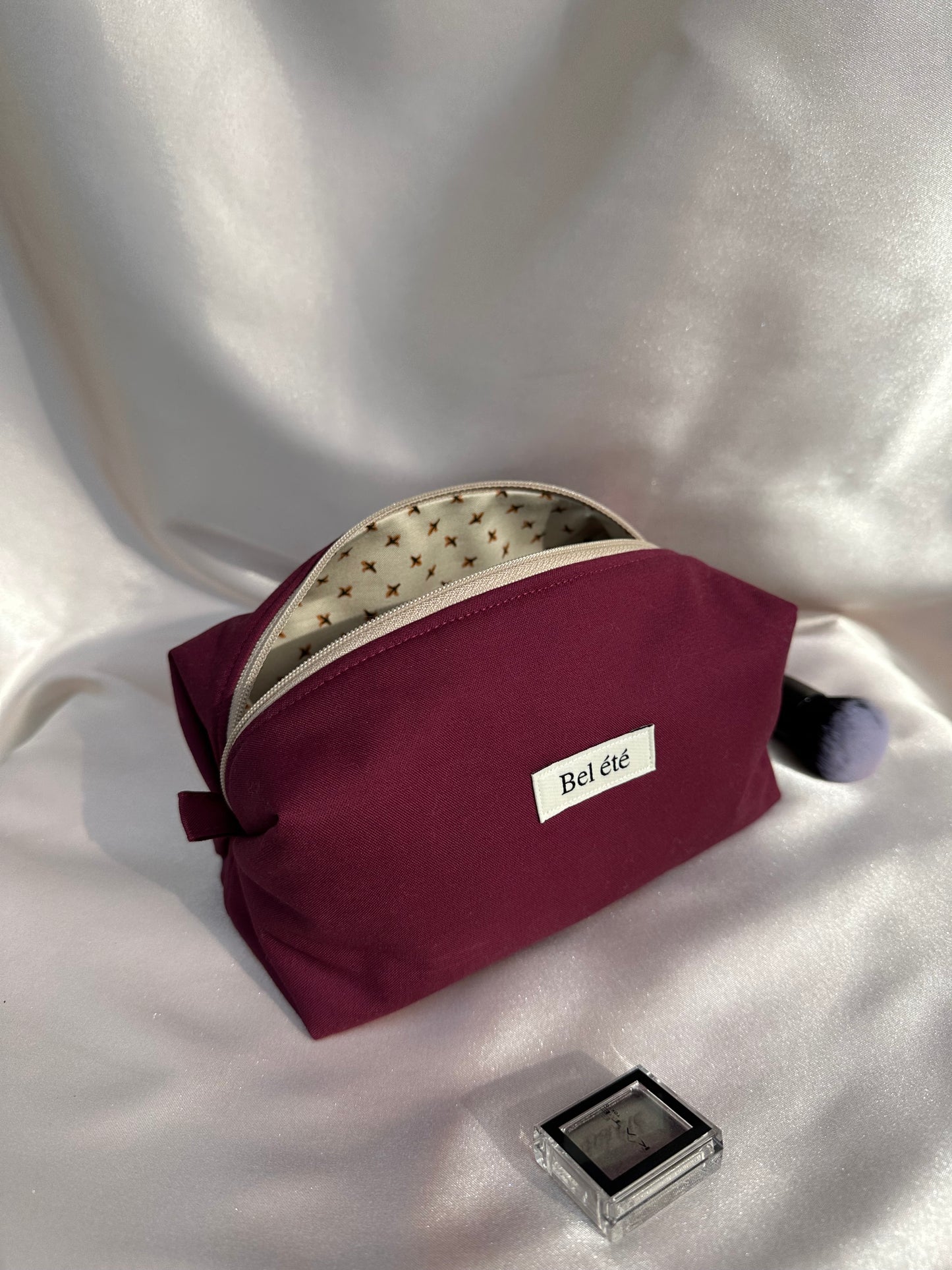 Caramel Box Pouch -wine red
