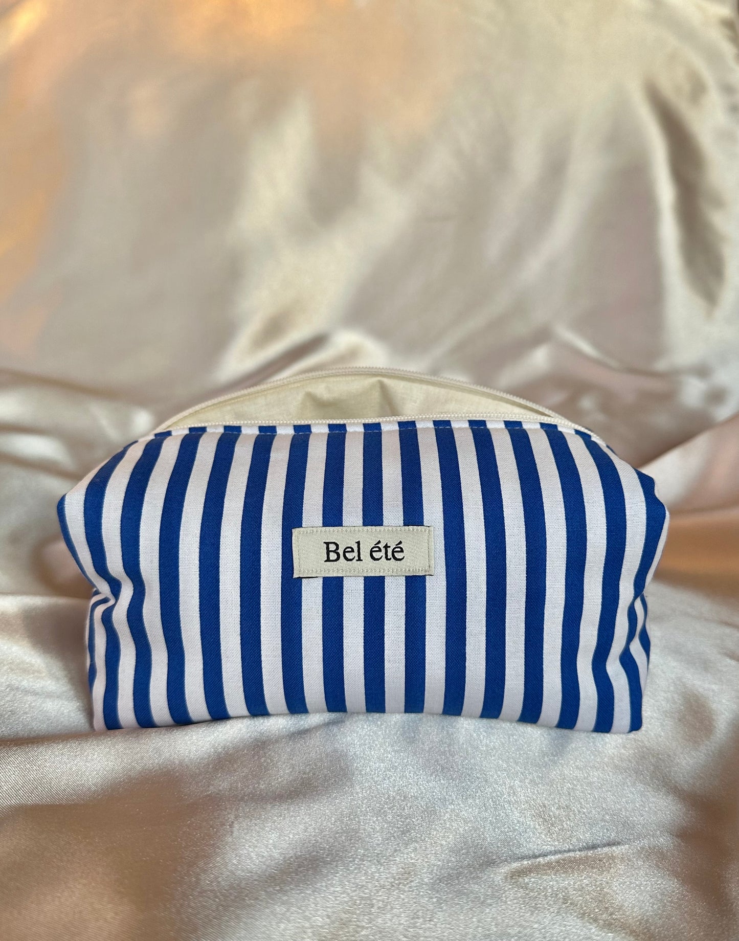 Caramel Box Pouch -stripe blue