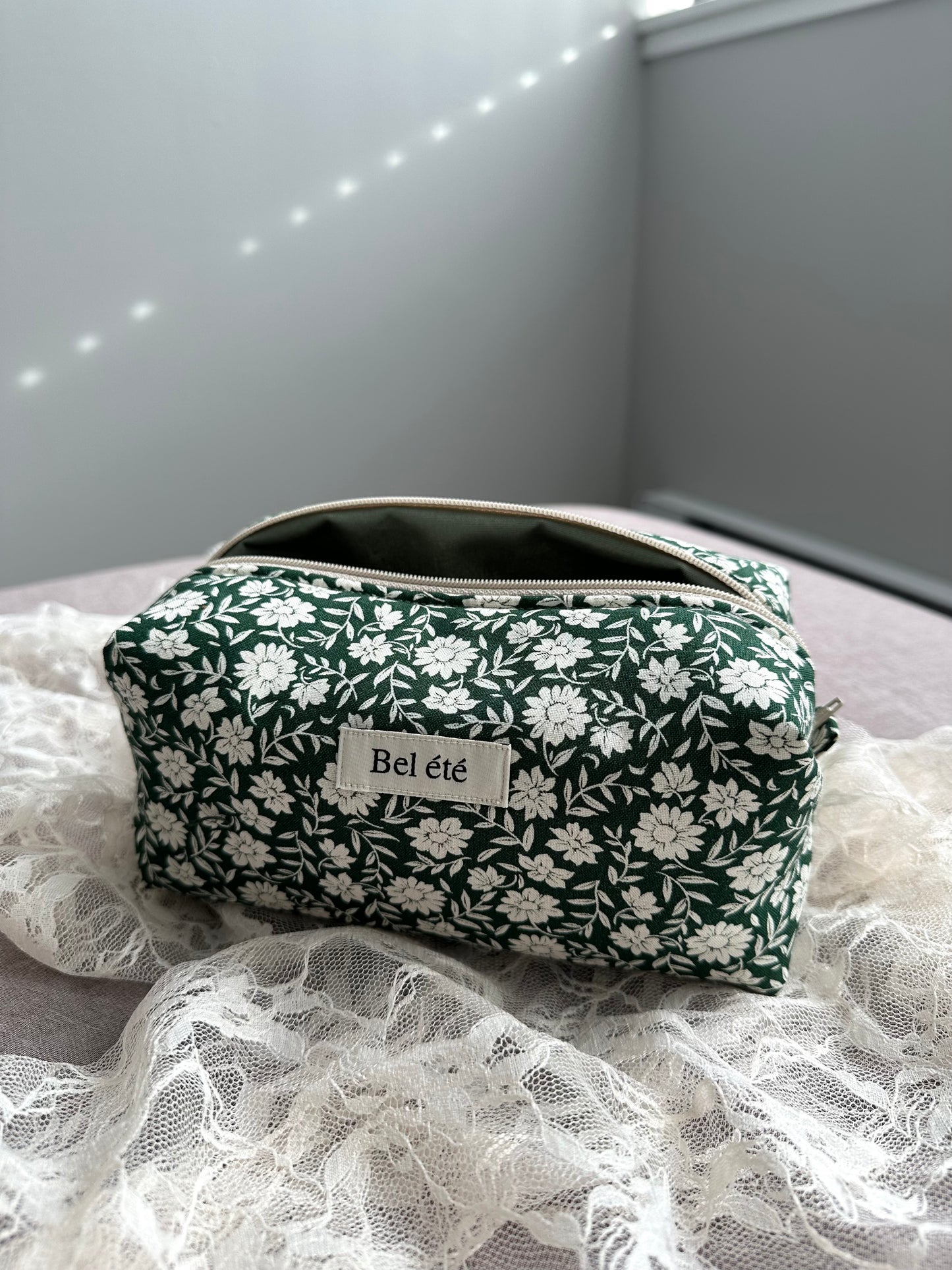 Bel Caramel Box -Botanic Poise